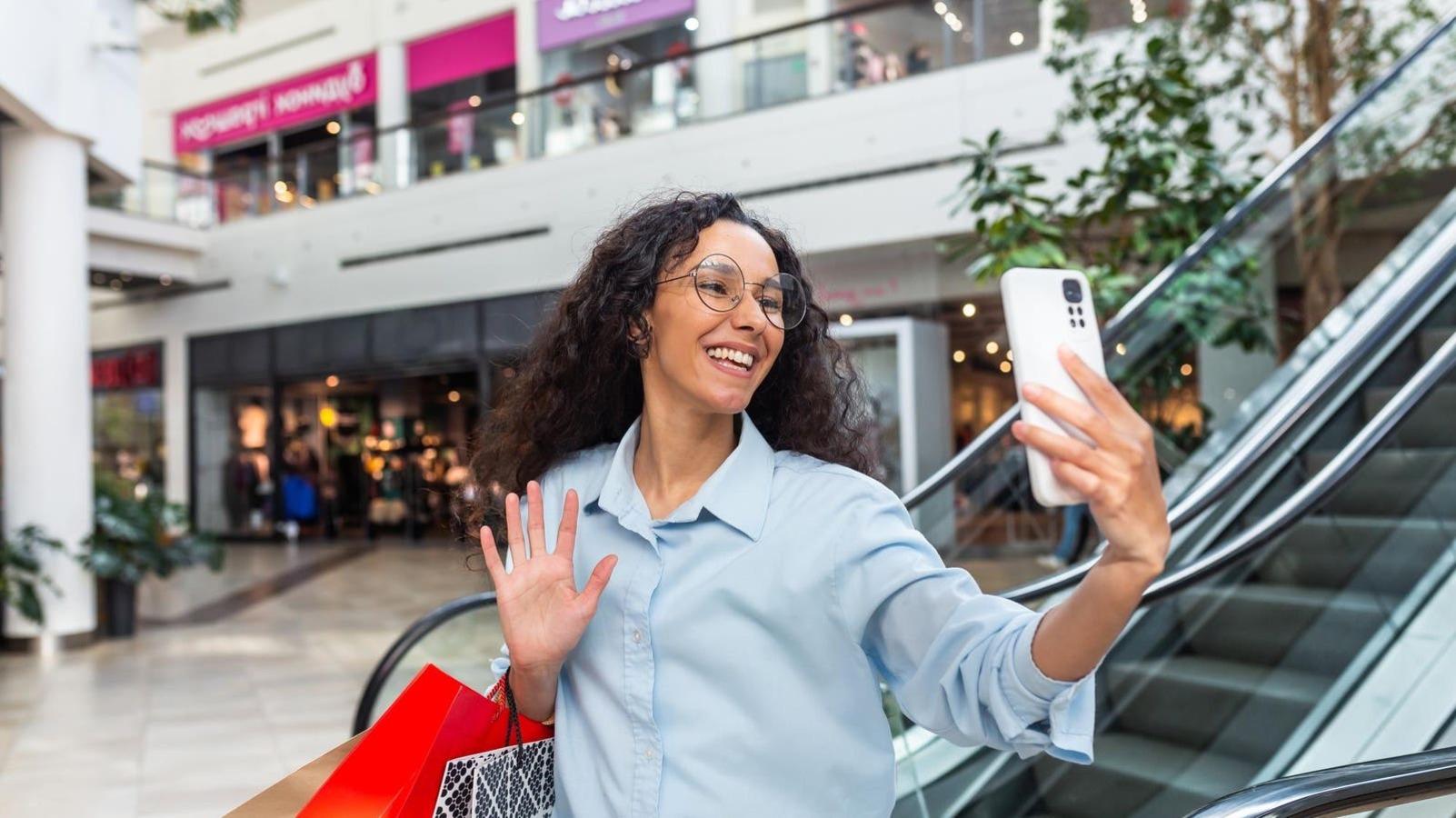 Malls Embrace AI-Based Virtual Influencers To Engage Shoppers